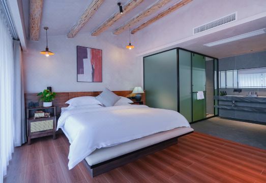 Fanjingshan-Chuanshang language mountain dust-free accommodation (Dongmen shop in the scenic spot) Hotel Overview