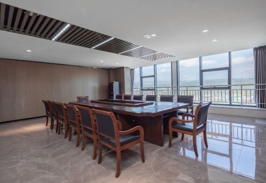 Taiyuan Yiran Hotel (Dongfeng Road East Railway Station) Hotel Overview