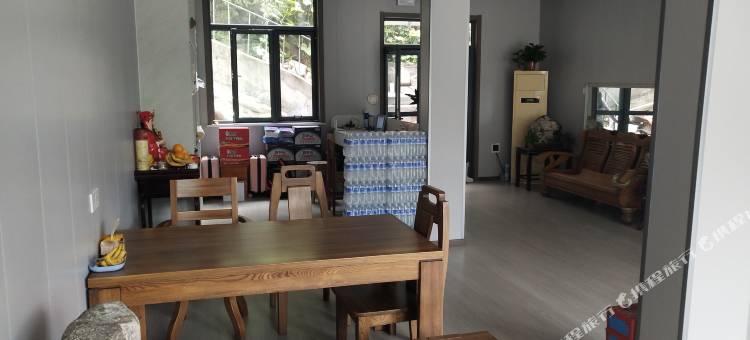 溪谷龙御客栈(东御道风景区店)图片