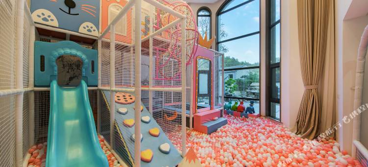 雲溪·夏日亲子星空泳池儿童城堡主题隐宿图片
