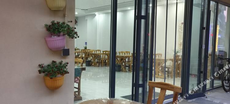 依山连海民宿酒店图片