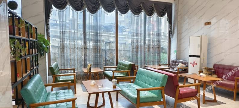 双月湾海里里假日酒店图片