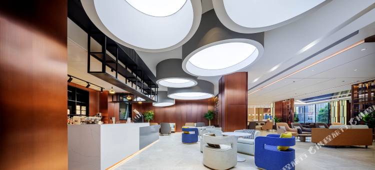 龙泽惠理国际酒店(奎屯金泰广场店)图片