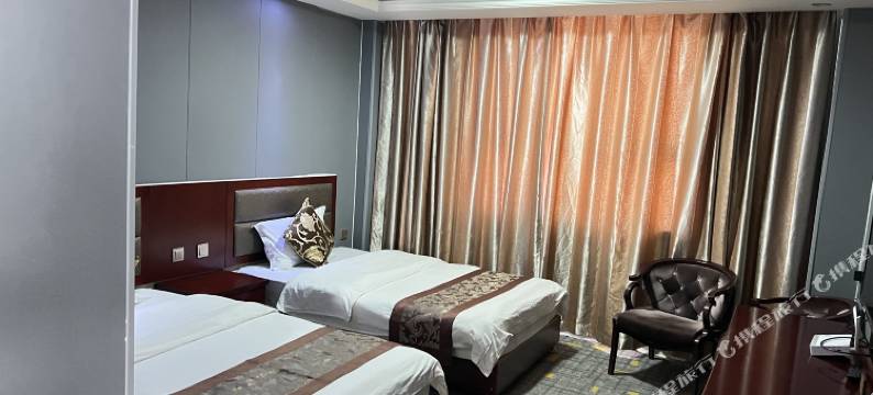 吉木乃鸿雅大酒店图片