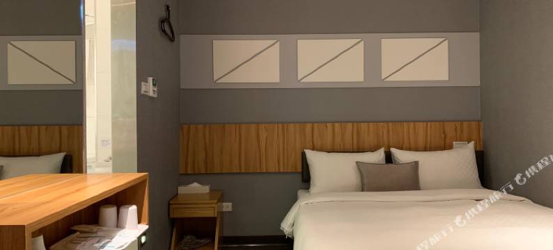 台北夜光商旅图片