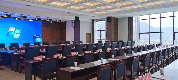 子洲颐河大酒店图片