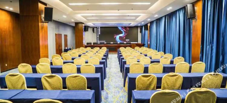 果洛玛央国际酒店图片