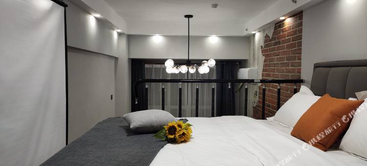 觅途Loft国际公寓(长春中东红街店)图片