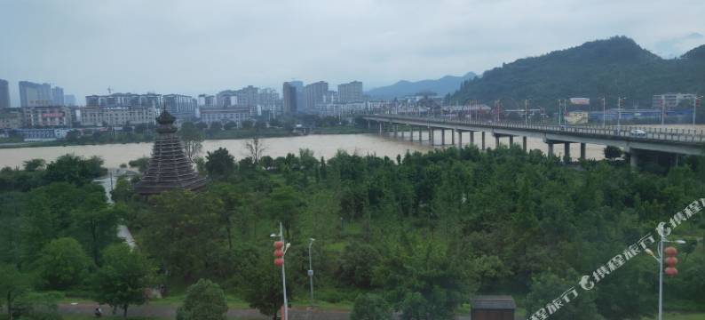 榕江卿卿酒店(村超足球场店)图片