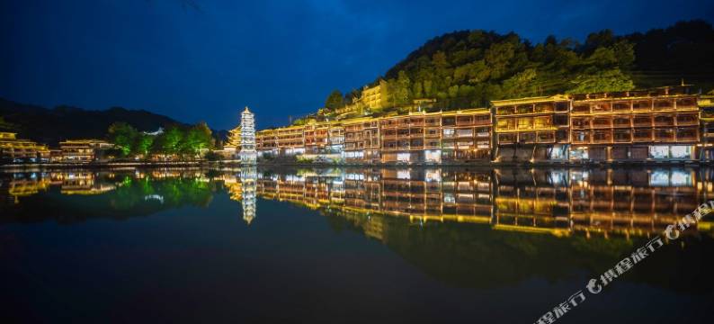 凤凰时光如初见江景客栈图片