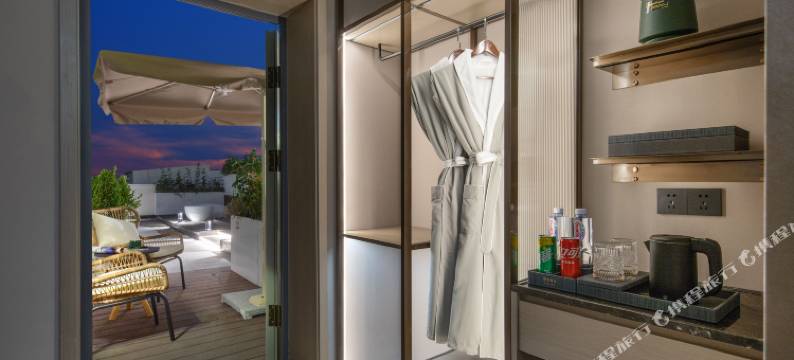 隐卓酒店(三里屯团结湖地铁站店)图片