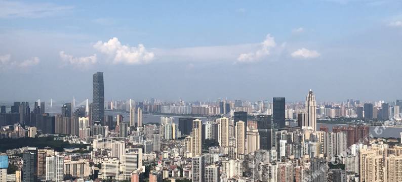 武汉广场汉口金融中心亚朵酒店图片