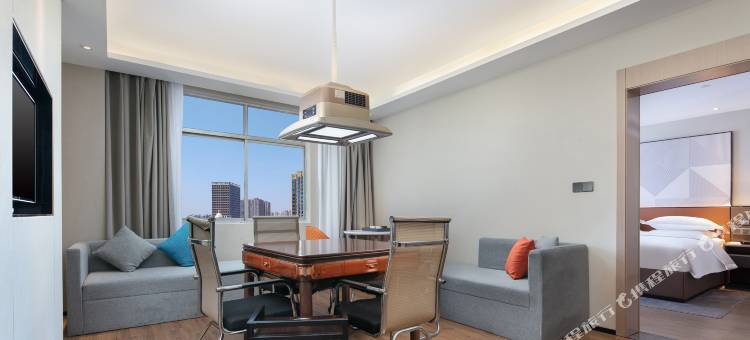 柏曼酒店(长沙万家丽广场地铁站扬帆夜市店)图片