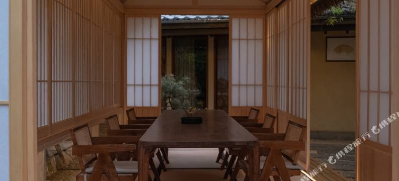 昆明千寻墨问温泉SPA民宿图片