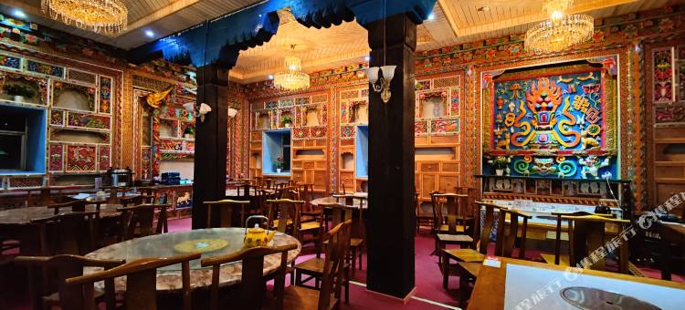 首旅如家派柏·云酒店(稻城亚丁风景区新游客服务中心店)图片