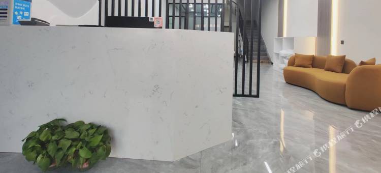 陌舍酒店(新乡市政府高铁东站店)图片