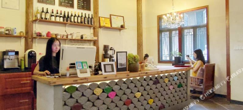 渔音绕梁服装艺术设计民宿(歙县徽州古城店)图片