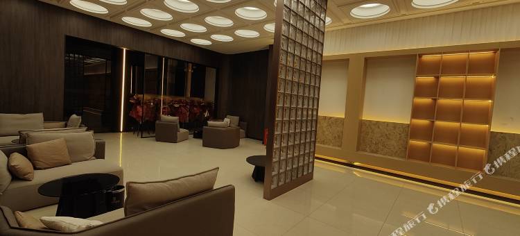 阿坝县比弗利酒店图片