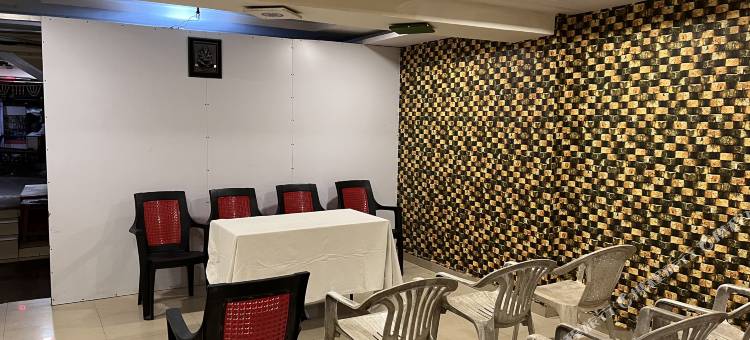 萨特普拉野生酒店(Hotel Satpura Safari)图片