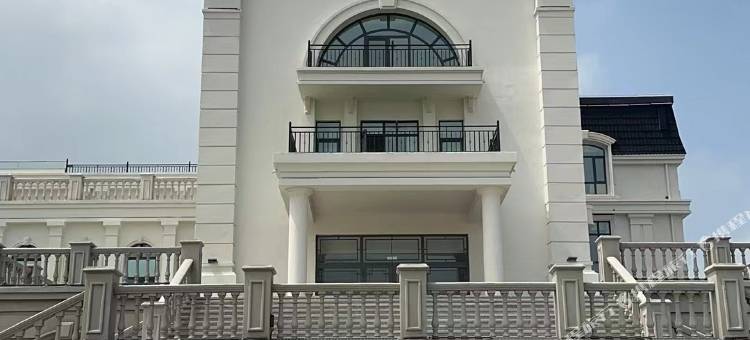 泰来白鹭湖红酒温泉康养度假小镇酒店图片