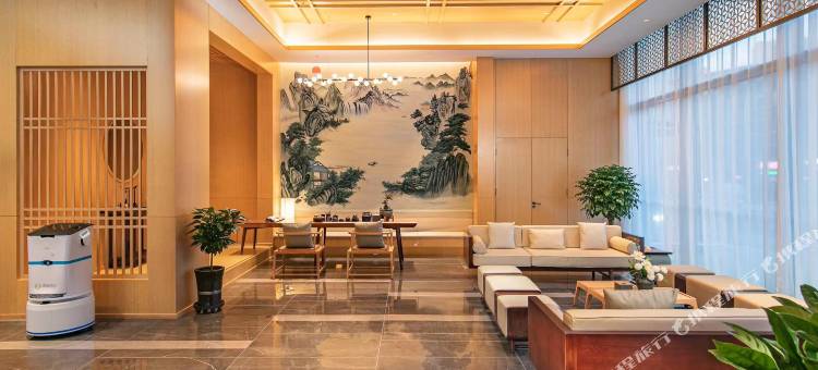 建国璞隐酒店(长春万象城人民广场地铁站店)图片