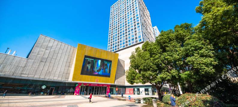 遇见你极简民宿(常州新北万达店)图片