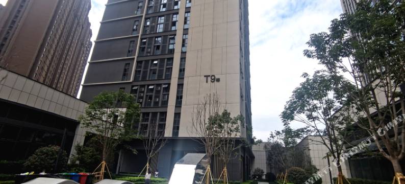 你的故里民宿(三桥万象城店)图片