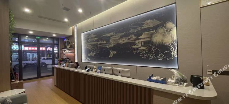 逸森酒店(宝龙广场店)图片