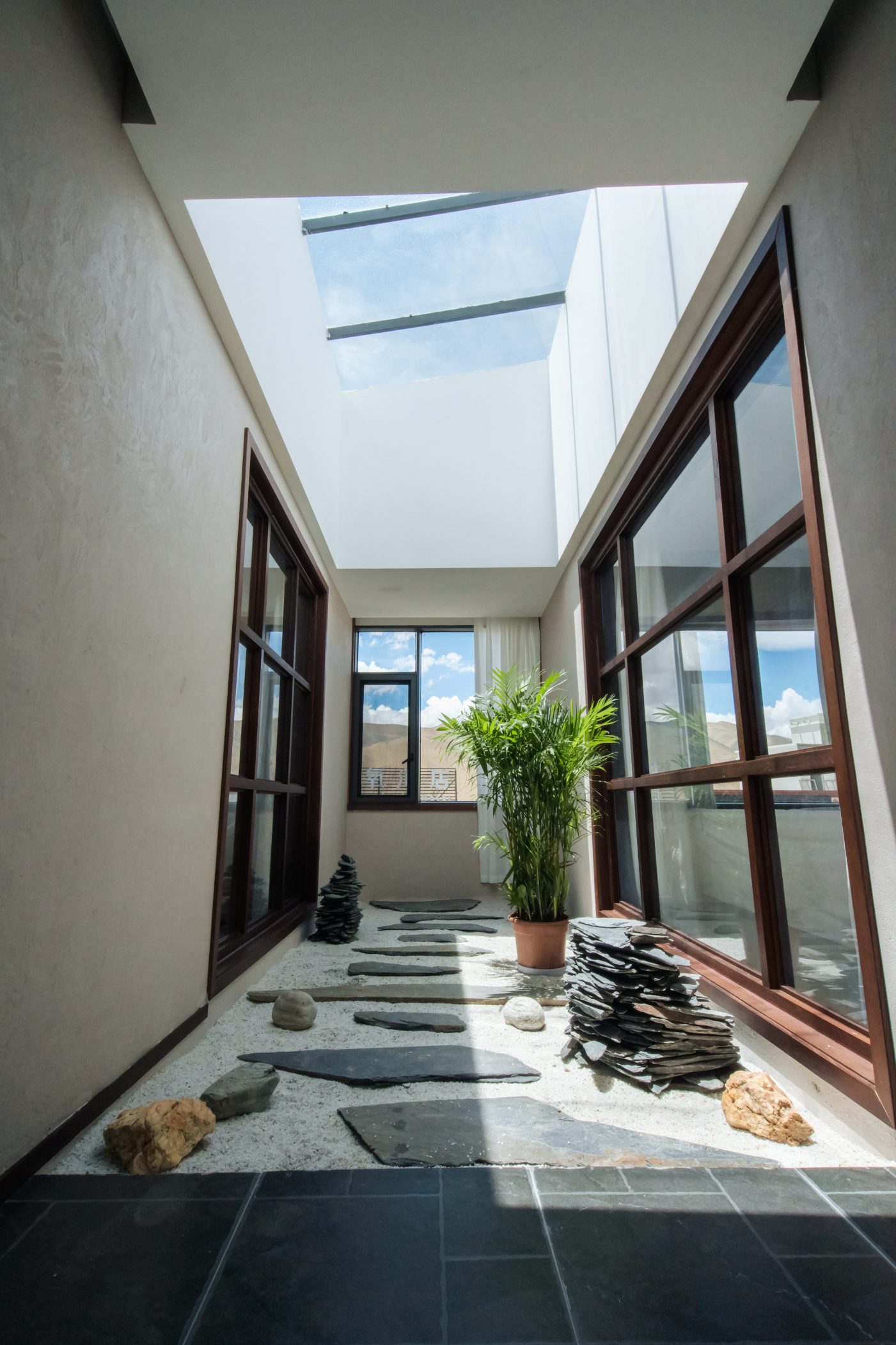 Fengxue Yayuan (Zhufeng Xiaozhen) Hotel Overview