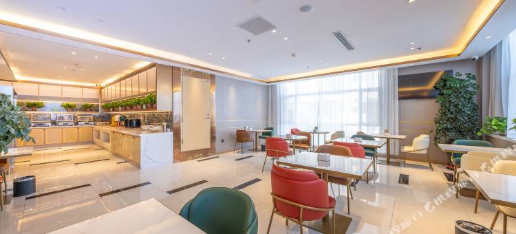 潮漫酒店(临夏南利家居博览城店)图片