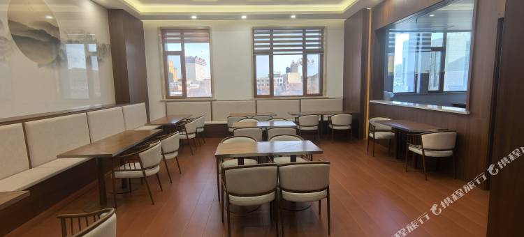 艾扉酒店(通榆向海大街店)图片