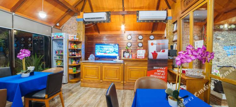 红门Plus-星之家奥利维安维尔(RedDoorz Plus @ Starhomes Olivianville)图片