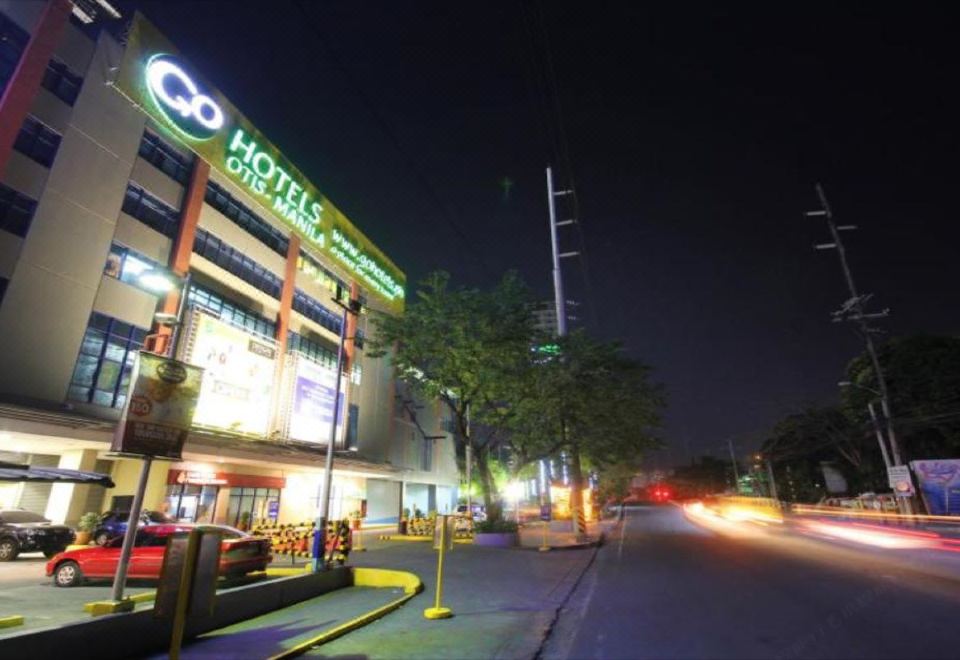 Go Hotels Otis-Manila Over view
