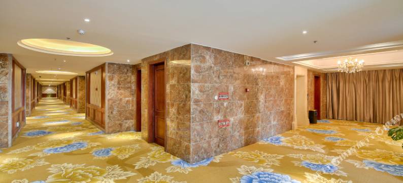 向日葵电竞酒店(骆驼盛兴路店)图片