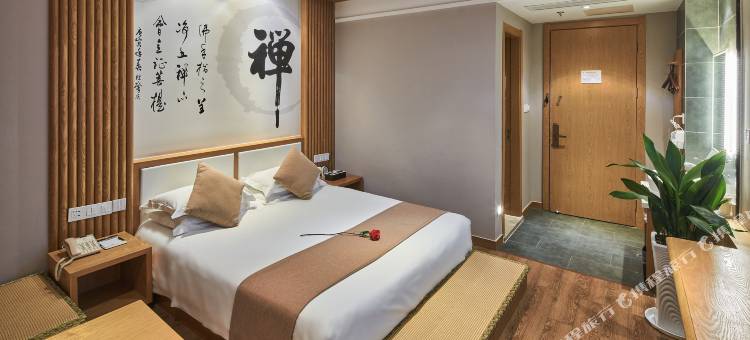 艺漫酒店(苏州寒山寺狮山路地铁站店)图片
