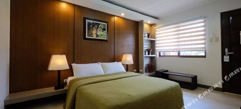 潜速潜水度假村(Dive Thru Resort)图片