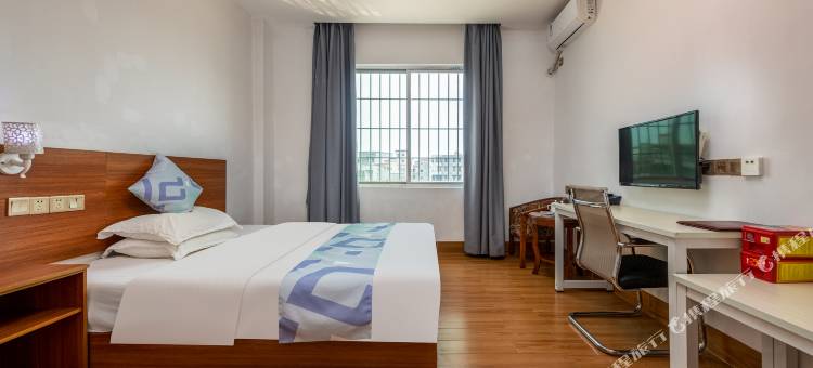 轻住悦享酒店(湛江硇洲岛德喜商场店)图片