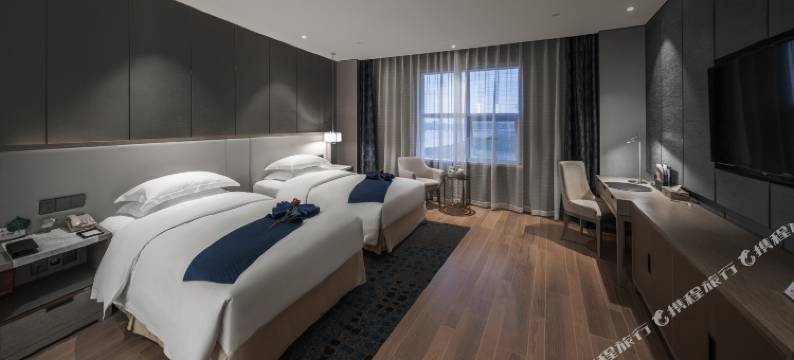 南昌泰耐克国际大酒店(红谷滩秋水广场店)图片