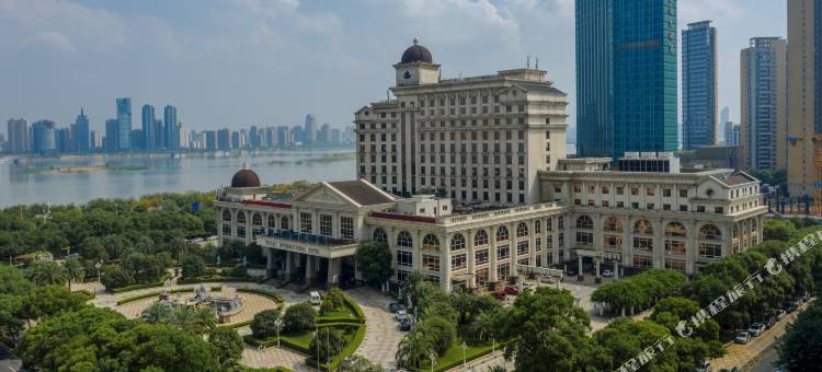 南昌泰耐克国际大酒店(秋水广场店)图片