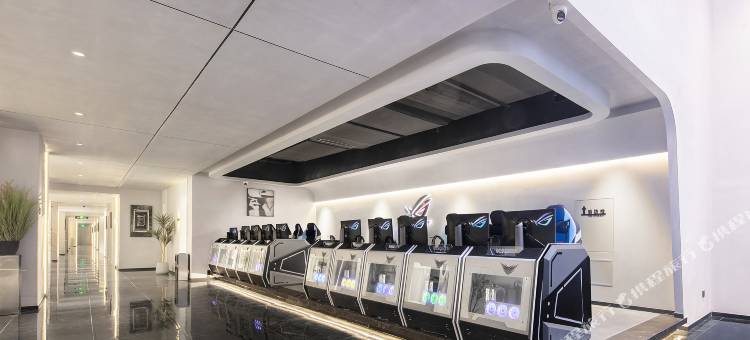 艾特摩高电竞酒店(郑州正弘城东风路地铁站店)图片