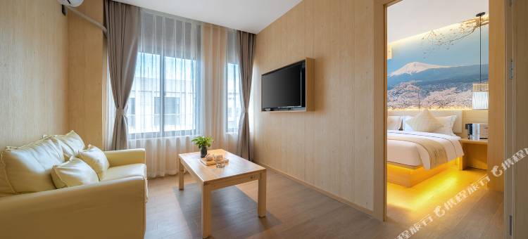 蜀琴别墅酒店(华天涉外职业技术学院南洋职业学院店)图片