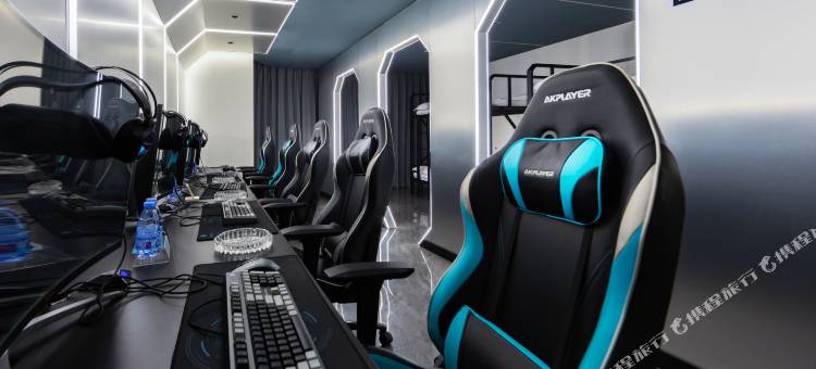 美美智能影院酒店(岳阳火车站步行街店)图片