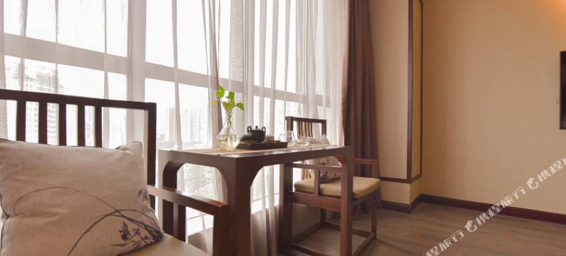 重庆兰锦酒店(中医院南桥寺院区盘溪路永辉生活广场店)图片