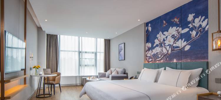 白玉兰酒店(沛县领创国际广场南环路店)图片