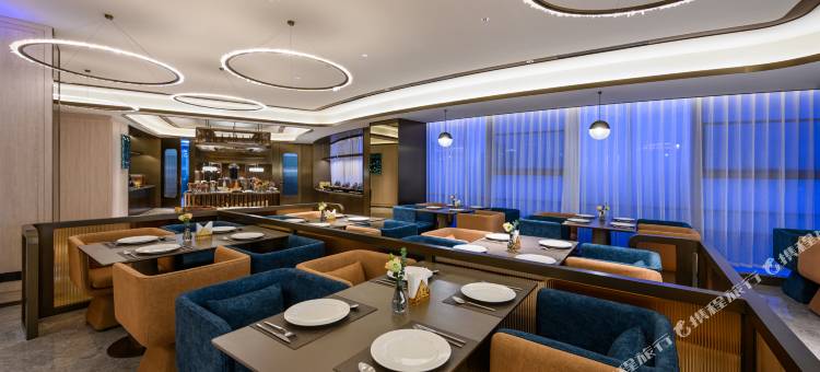 南通文峰广场桔子水晶酒店图片