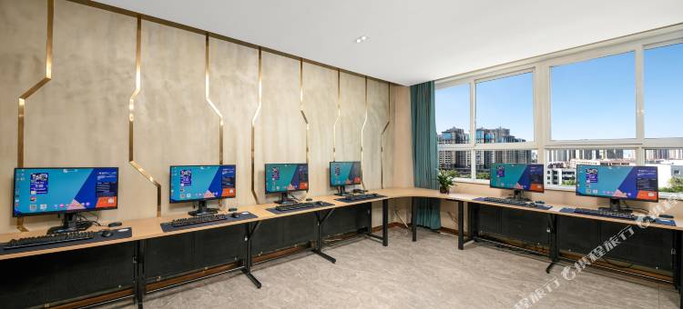 爱电竞酒店(许昌胖东来时代广场店)图片