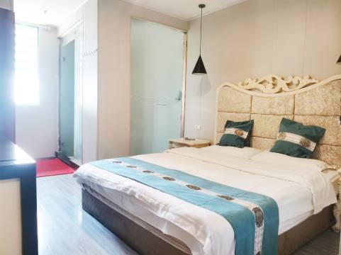 海贝时尚酒店(武汉火车站武汉欢乐谷店)