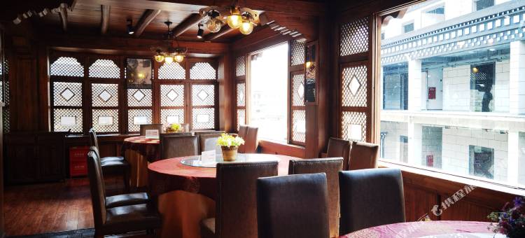 稻城丹增五色酒店(香格里拉镇稻城亚丁景区店)图片