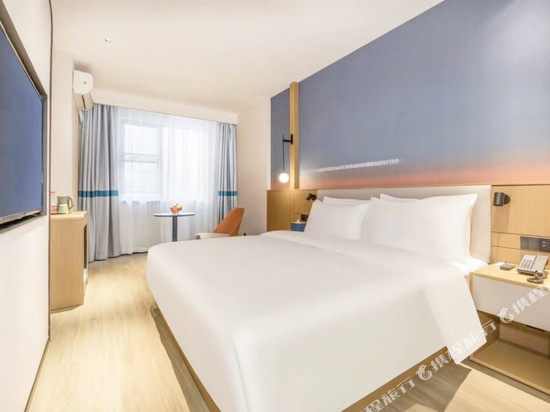 潜江心港商务酒店
