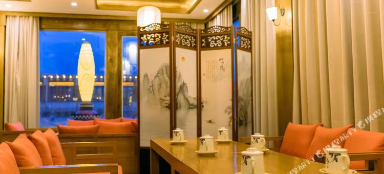 梵泊美地酒店(丹霞小镇店)图片